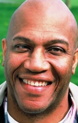 Actor, Producer Tommy 'Tiny' Lister - filmography and biography.