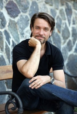 Actor, Writer Václav Neuzil - filmography and biography.