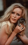 Veronica Carlson movies and biography.