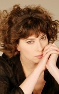 Actress Veronica Pivetti - filmography and biography.