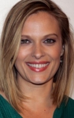 Vinessa Shaw movies and biography.