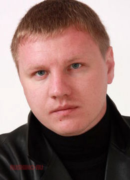 Actor Yevgeniy Shaposhnikov - filmography and biography.