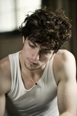 Aaron Taylor-Johnson - best image in biography.