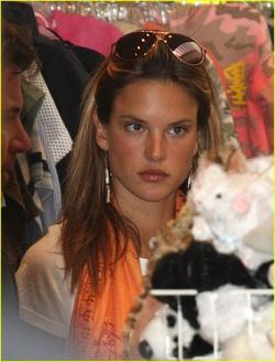 Alessandra Ambrosio - best image in biography.