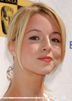 Alona Tal - best image in biography.