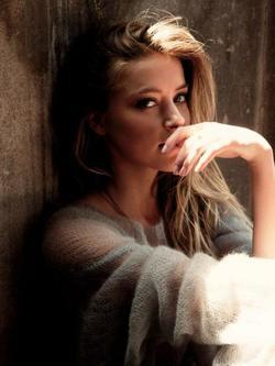 Amber Heard - best image in biography.