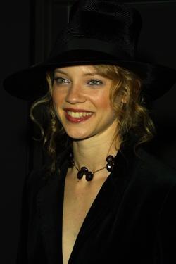 Amy Smart - best image in biography.
