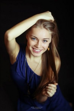 Arina Postnikova - best image in biography.