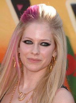 Avril Lavigne - best image in biography.
