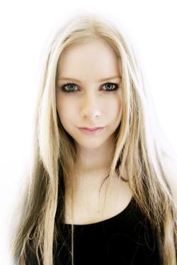 Avril Lavigne - best image in filmography.
