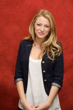 Blake Lively - best image in biography.