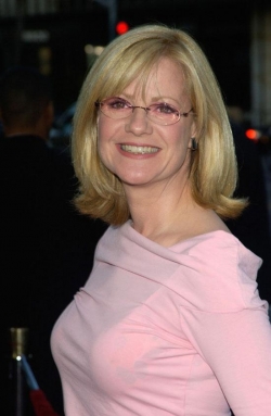 Bonnie Hunt - best image in biography.