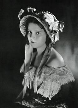 Clara Bow - best image in filmography.