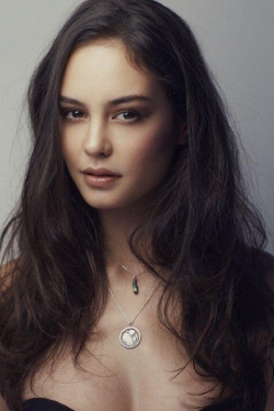 Courtney Eaton - best image in filmography.