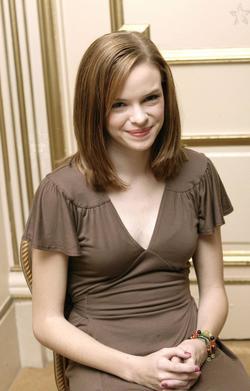 Danielle Panabaker - best image in biography.