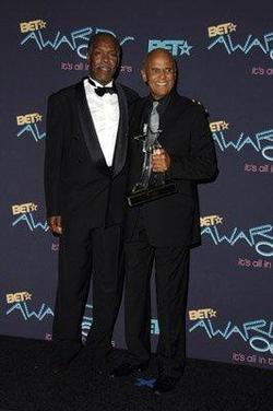 Danny Glover - best image in filmography.
