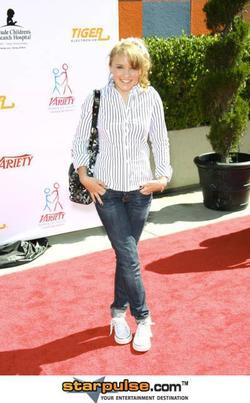 Emily Osment - best image in biography.