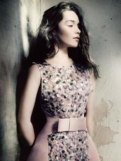 Emilia Clarke - best image in biography.