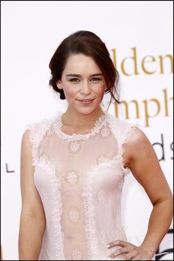 Emilia Clarke - best image in filmography.
