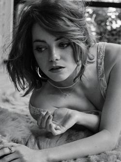 Emma Stone - best image in biography.