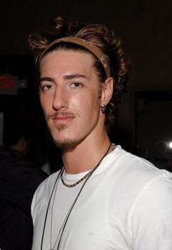 Eric Balfour - best image in filmography.