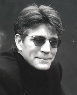 Eric Roberts - best image in filmography.