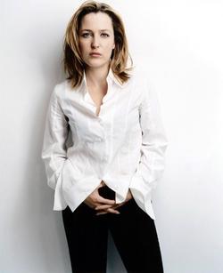 Gillian Anderson - best image in filmography.