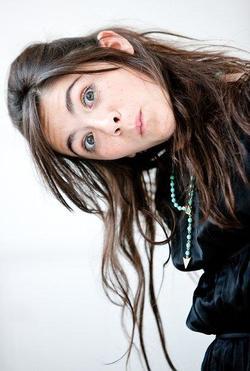 Isabelle Fuhrman - best image in biography.