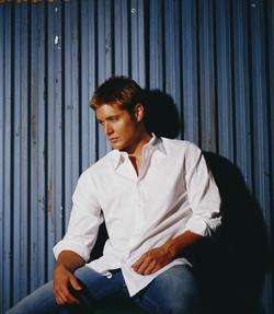 Jensen Ackles - best image in biography.