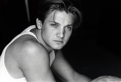 Jeremy Renner - best image in biography.