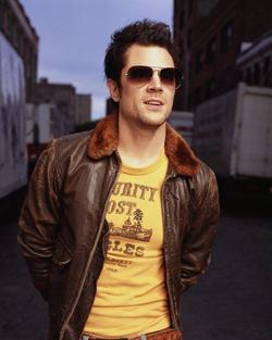 Johnny Knoxville - best image in biography.