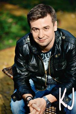 Kirill Jandarov - best image in biography.