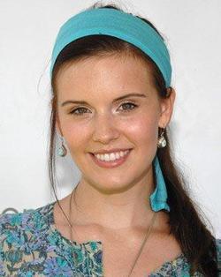 Maggie Grace - best image in biography.