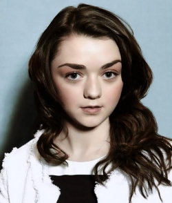 Maisie Williams - best image in biography.