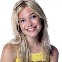 Mandy Moore - best image in biography.