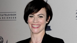 Maggie Siff - best image in filmography.