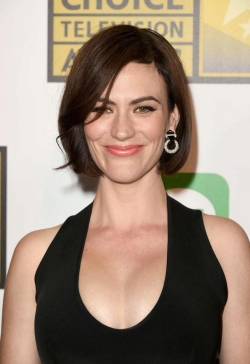 Maggie Siff - best image in biography.