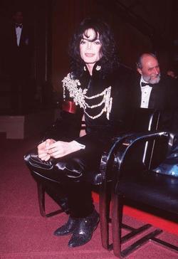 Michael Jackson - best image in biography.