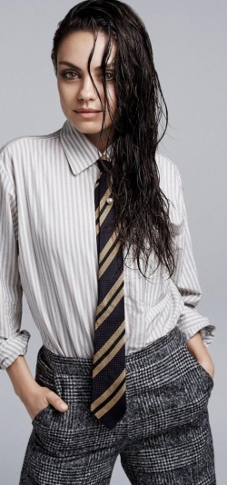 Mila Kunis - best image in biography.