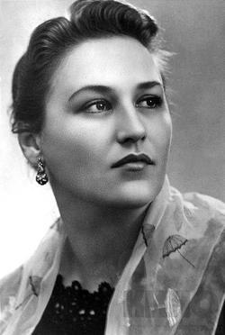 Nonna Mordyukova - best image in biography.