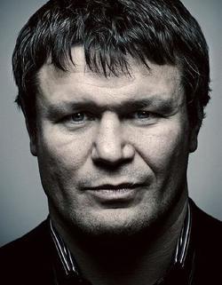 Oleg Taktarov - best image in filmography.