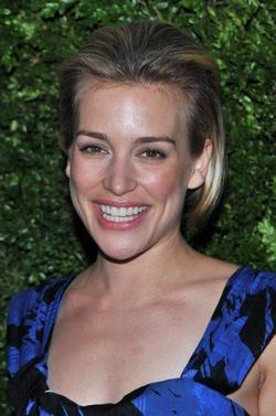 Piper Perabo - best image in biography.