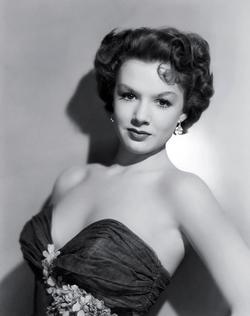 Piper Laurie - best image in filmography.
