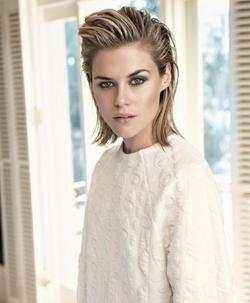 Rachael Taylor - best image in filmography.