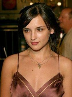 Rachael Leigh Cook - best image in filmography.