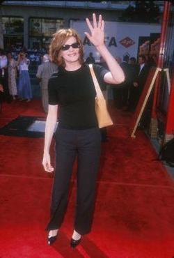 Rene Russo - best image in biography.