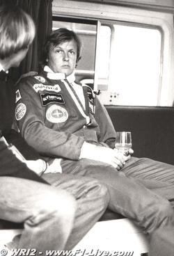 Ronnie Peterson - best image in biography.