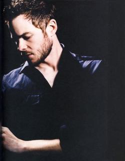 Shawn Ashmore - best image in biography.