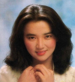 Sibelle Hu - best image in biography.