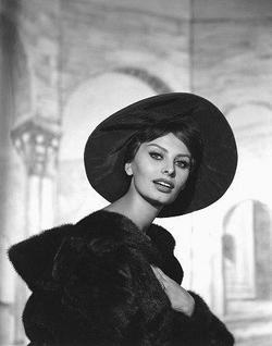 Sophia Loren - best image in filmography.